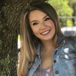 Meet your Posher, Keshia